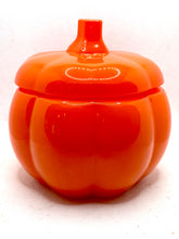 Load image into Gallery viewer, Pumpkin Chai Soy Candle 16 oz Pumpkin Jar (Orange)