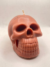 Load image into Gallery viewer, Skull Candle 9 oz
