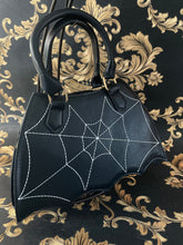 Load image into Gallery viewer, Spooky Bat Purse- Black
