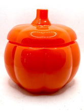 Load image into Gallery viewer, Cinnamon Apple Harvest Soy Candle 16 oz Pumpkin Jar (Orange)
