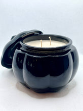 Load image into Gallery viewer, Cinnamon Apple Harvest Soy Candle 16 oz Pumpkin Jar (Black)
