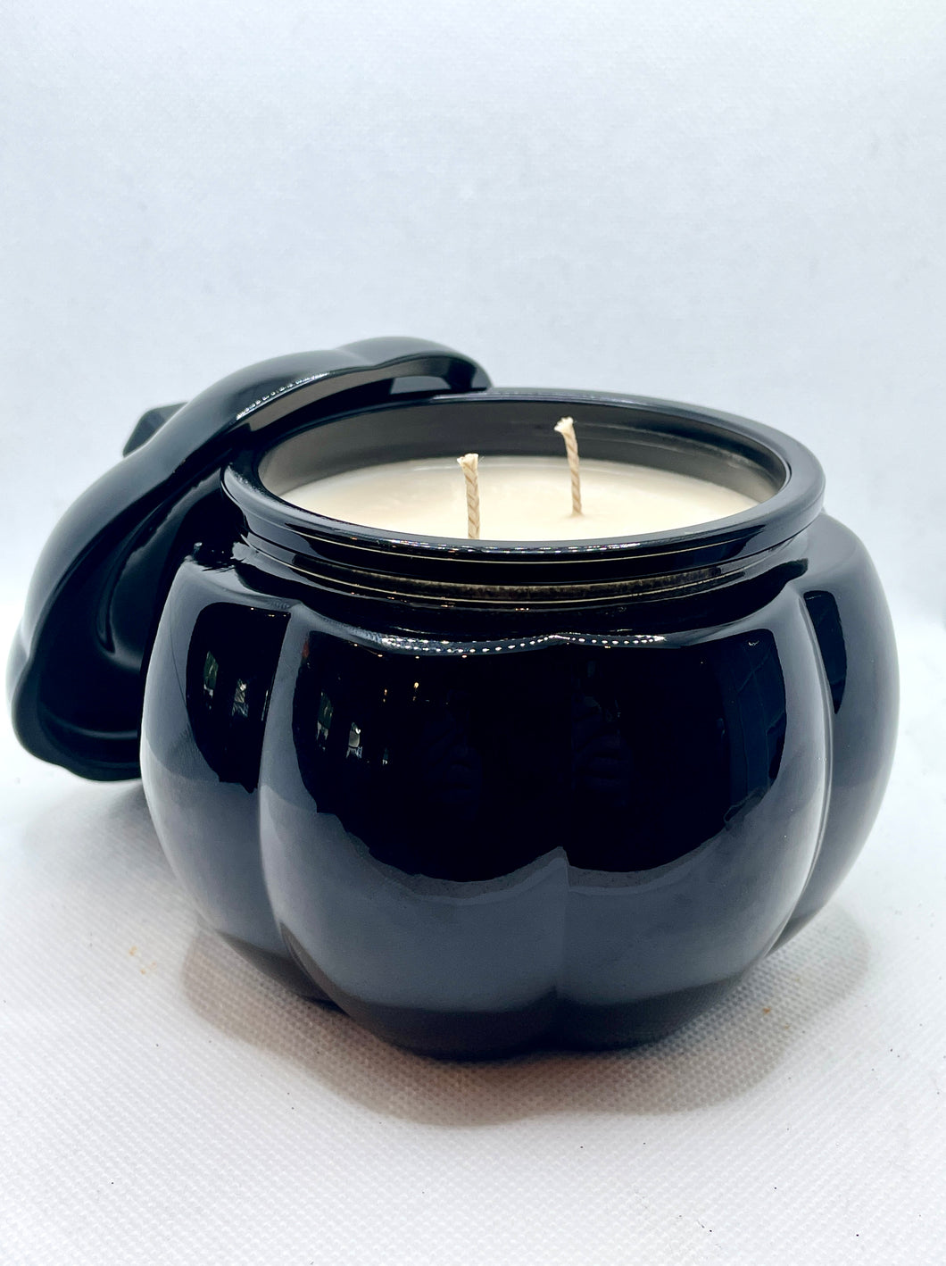 Pumpkin Chai Soy Candle 16 oz Pumpkin Jar (Black)